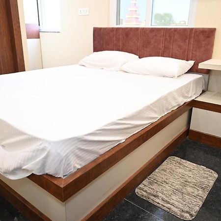Hotel Royal Radiant Ранчі Екстер'єр фото