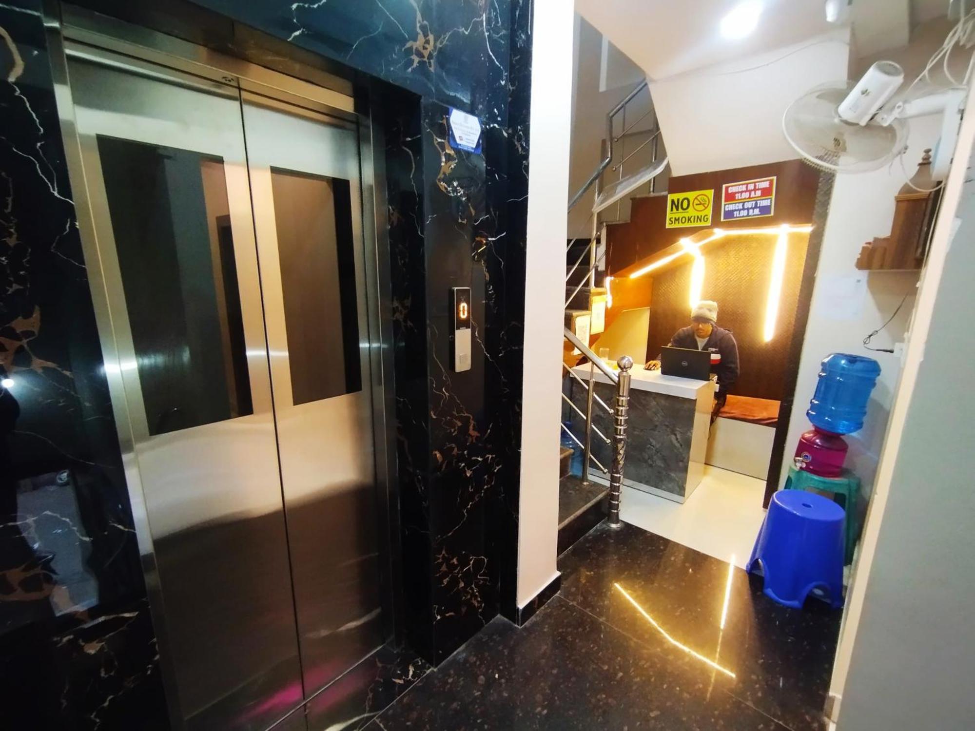 Hotel Royal Radiant Ранчі Екстер'єр фото